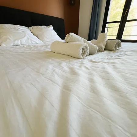 Konny Rez-de-chaussee * ル・トレポール